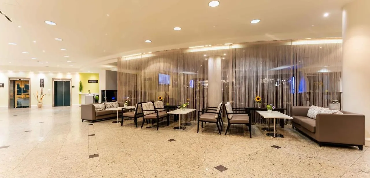 Plaza Premium Wien