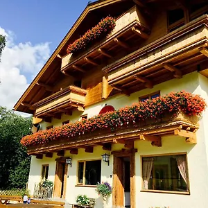 Enzian Bed & Breakfast Saalbach-Hinterglemm