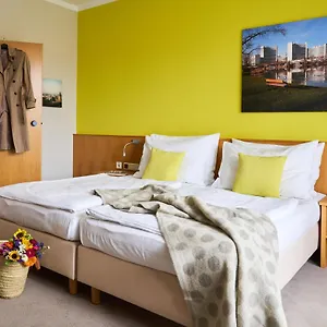 4* מלון Henriette Stadthotel