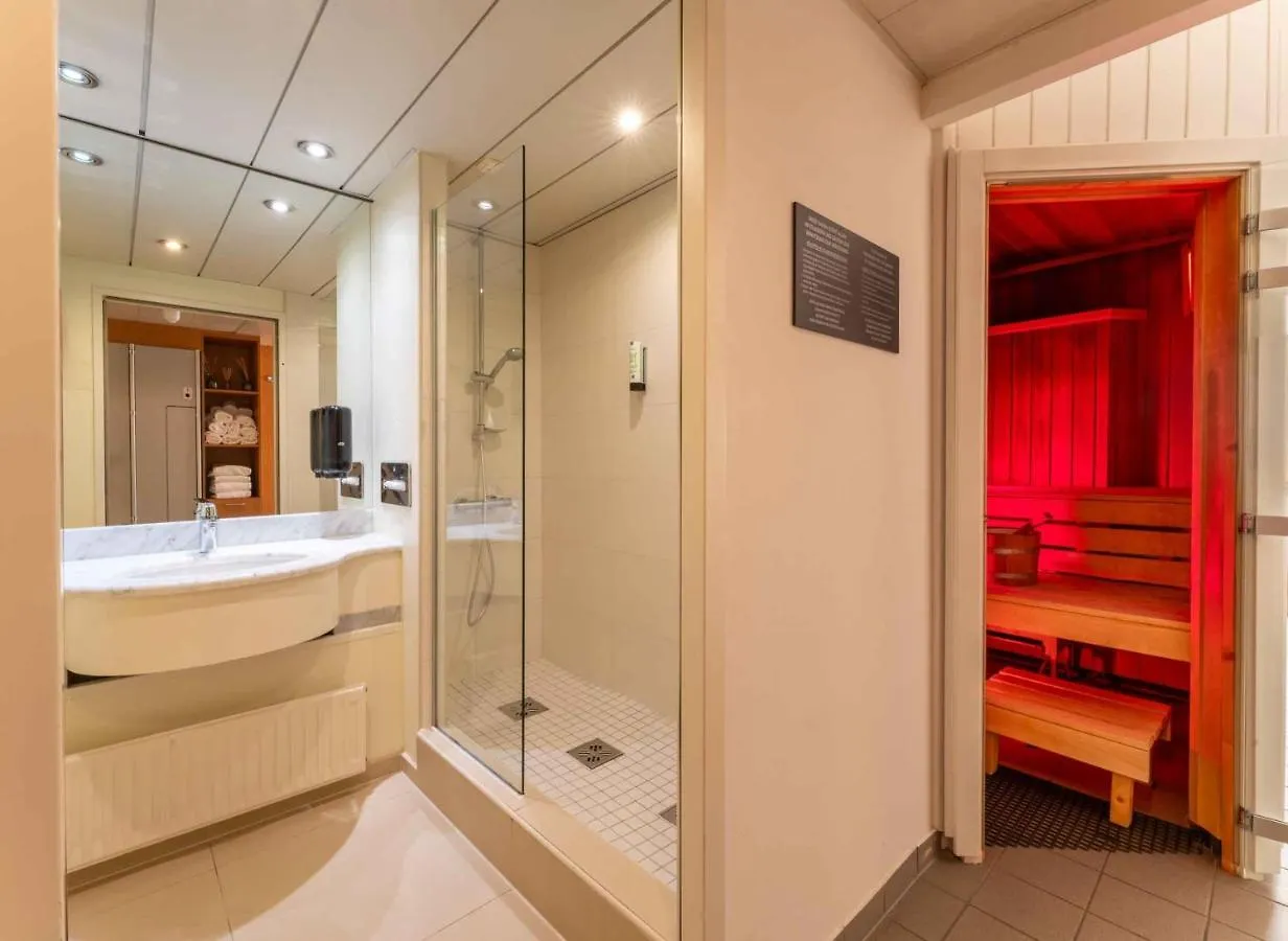 Plaza Premium Wien 4*, Vienna Austria